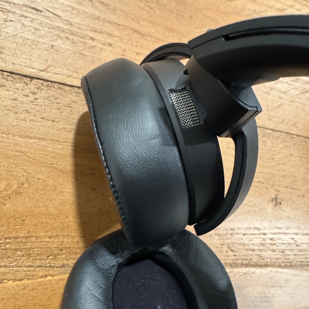 Sony MDR-XB950N1 Wireless Over-Ear Headphones, Noise Canceling - Picture 13 of 16